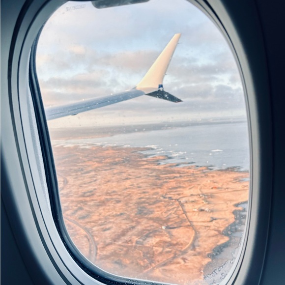 Meet your Posher, Britney - Picture 2 of 9